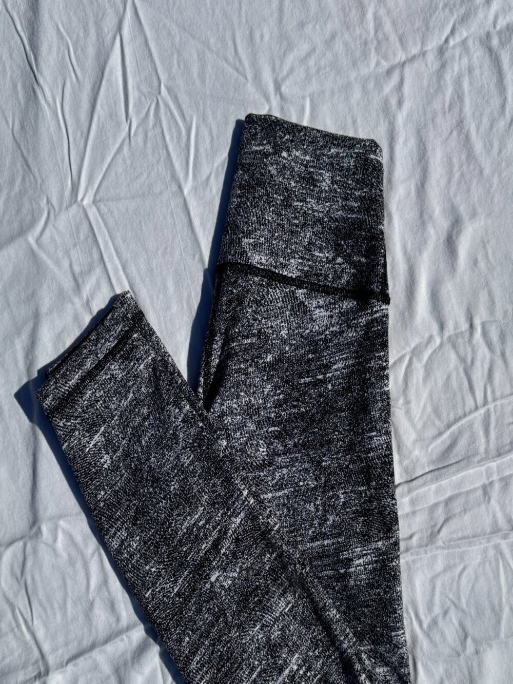 lululemon athletica womens size 6